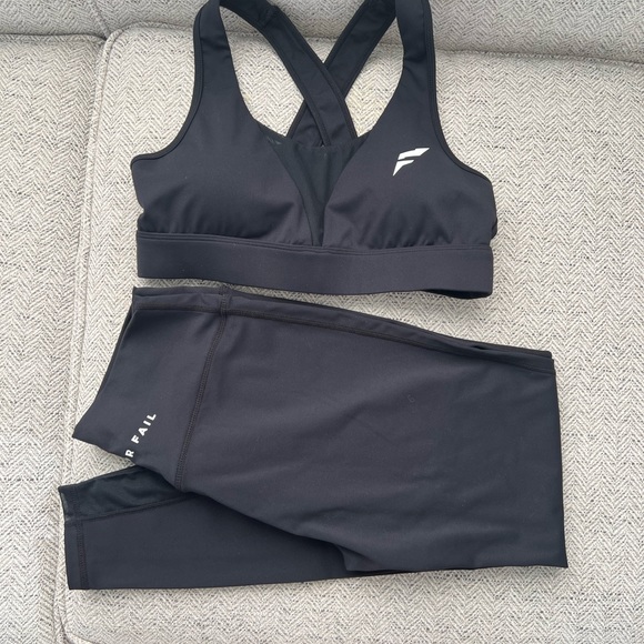 Set. Flag Nor Fail leggings and sports bra set. - Picture 3 of 3